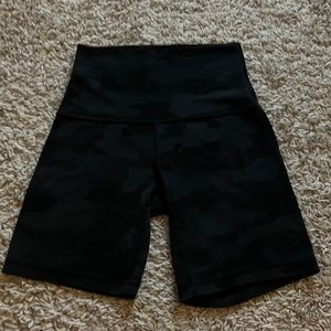 Lululemon align biker shorts